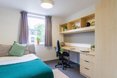 1 bed house, De Walden Way, City Centre, Bradford, BD71BD - Image 6